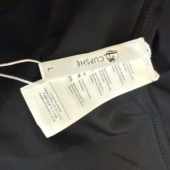 Cupshe large v front strappy back one piece swimsuit SW 2642 - Picture 2 of 8